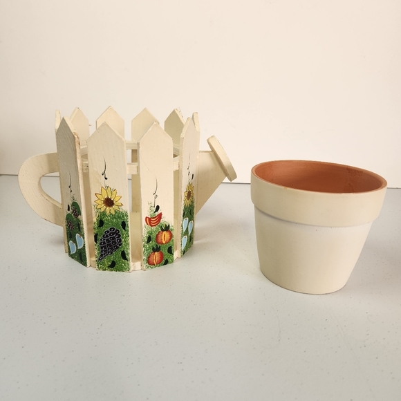 Vintage Handpainted Watering Can Plant Planter Wood Cottagecore Farmhouse Cute - Picture 6 of 13